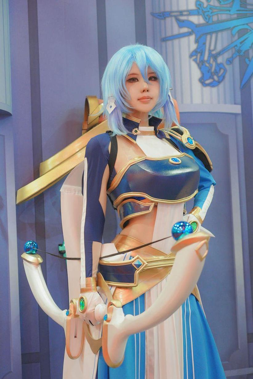 螺旋猫miyuko精选图片：微笑背后的深情，诠释了cosplay精神。