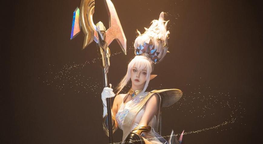 菌烨tako电子版合集：珍藏的cosplay作品图片库